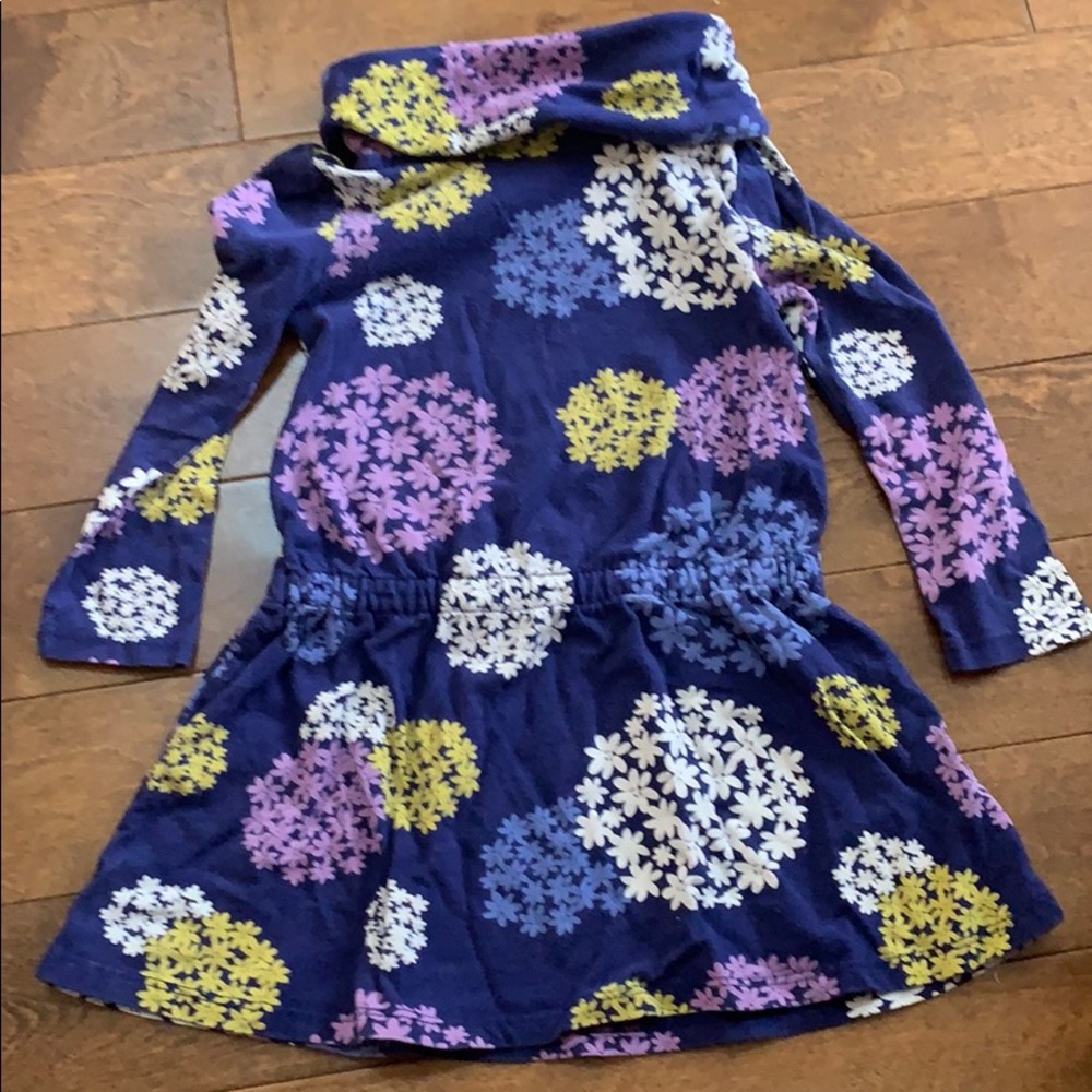 Girls long sleeved dress with turtle neck